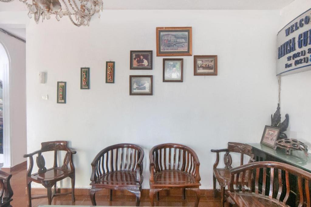 Oyo 2256 Danysa Guesthouse Jakarta Extérieur photo